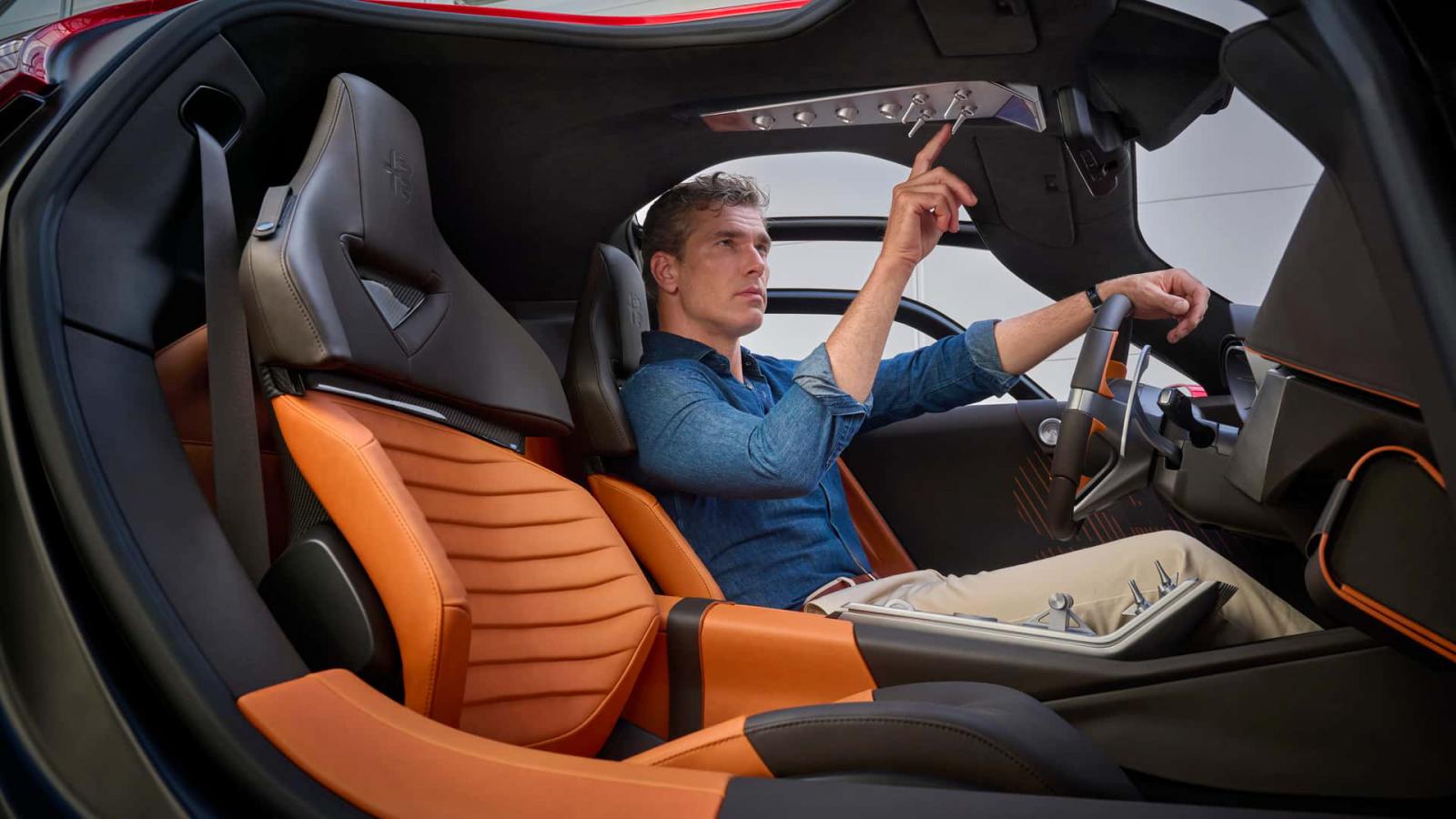 Η 33 Stradale είναι το νέο supercar της Alfa Romeo 